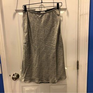 Sienna Sky Satin Skirt M